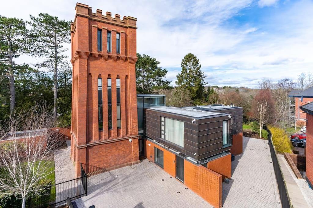 Luxury Water Tower I Roof Bar I Cinema Vila Cardiff Exterior foto